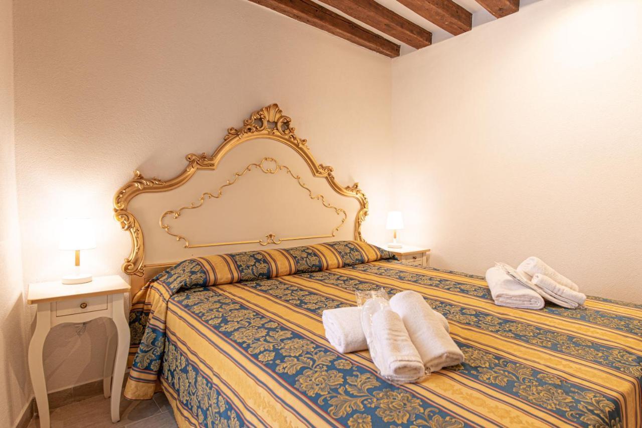 Ca' Leoncino - Venice Canal Front Apartment Exterior foto